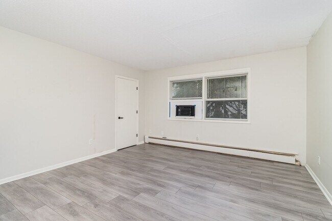 Foto del edificio - 2009 Commerce Blvd