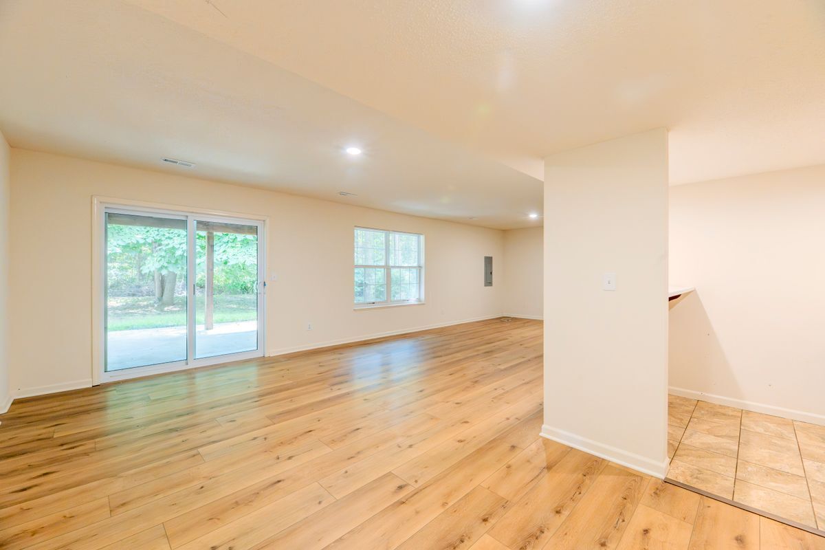 Building Photo - 3600 Berkshire