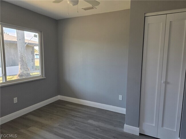 Foto del edificio - 11451 Char Ann Dr