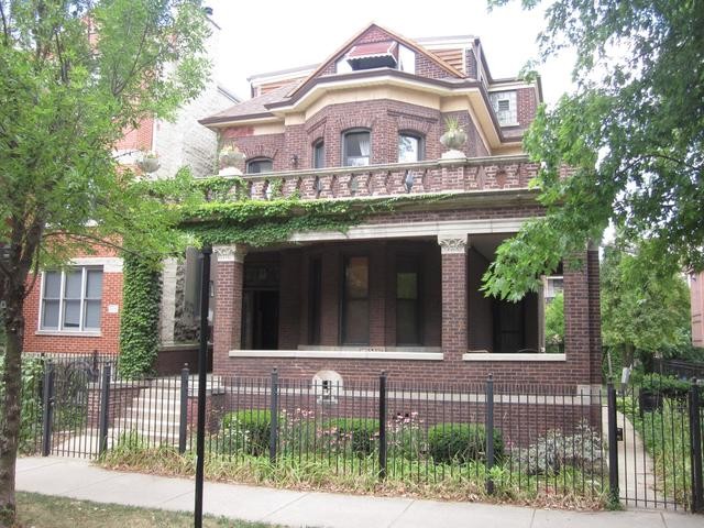 Primary Photo - 1427 N Wicker Park Ave