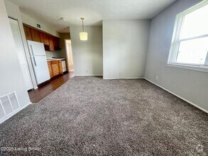 Building Photo - 2504 Langdon Dr