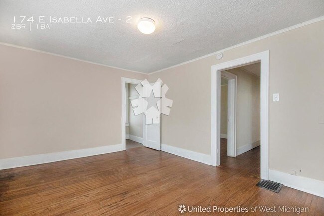 Foto del edificio - 174 E Isabella Ave