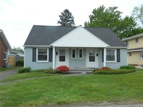 Building Photo - 1046 Grace St