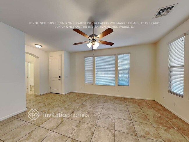 Foto del edificio - 1447 S Colt Dr