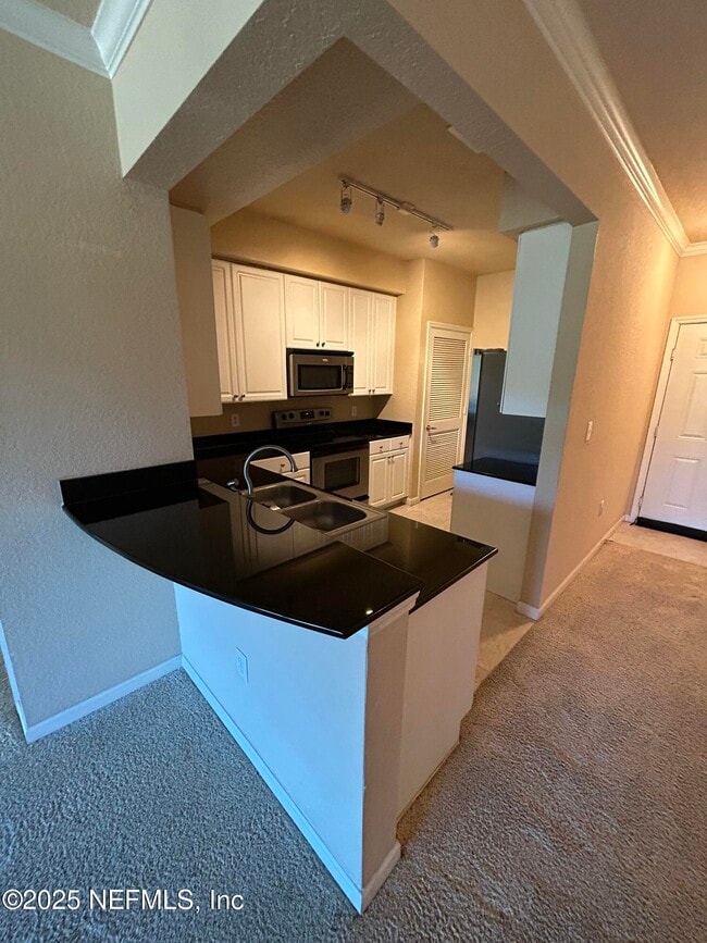 Building Photo - 5617 Bowden Rd