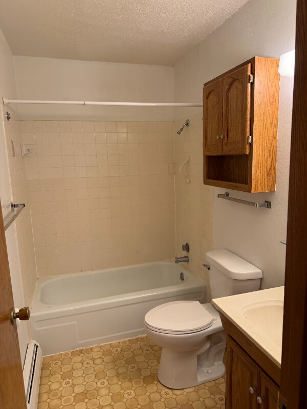 Building Photo - 404 5th Ave E