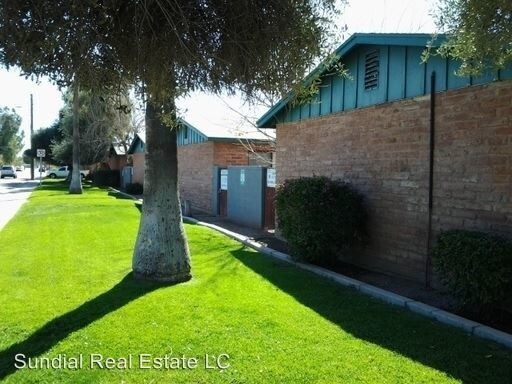 Building Photo - 1022-1024 S Dorsey Ln