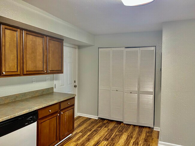 Foto del edificio - 3734 Chula Vista Dr