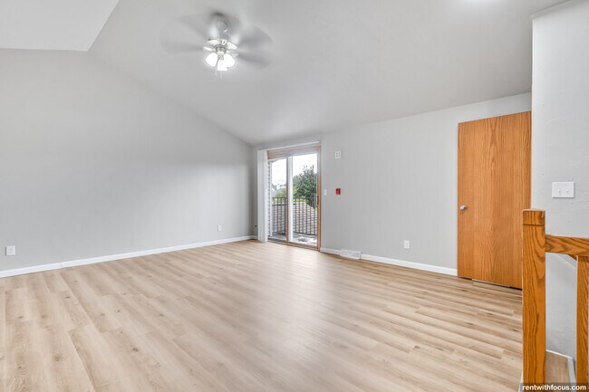 Foto del edificio - Allouez Parkway Apartments