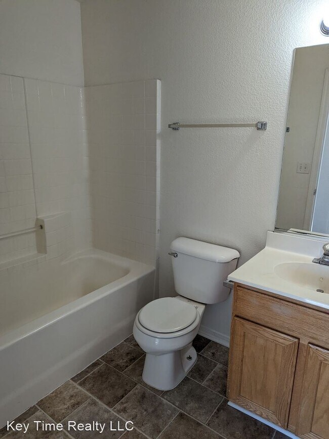 Building Photo - 3 br, 2 bath House - 537 Paseo Del Rio