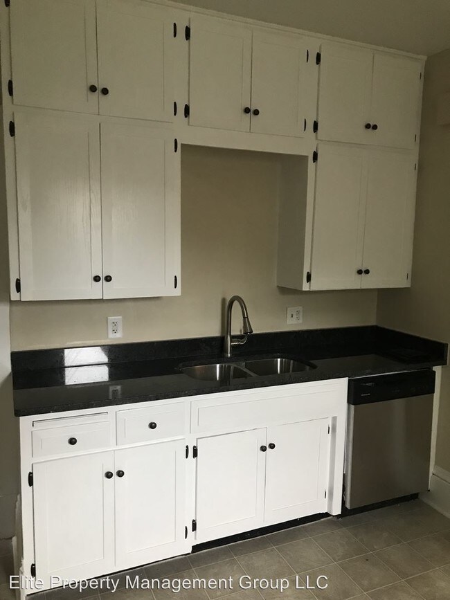 Foto del edificio - 891 Rose Ave E