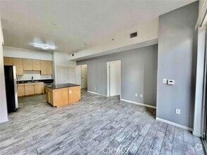 Building Photo - 388 E Ocean Blvd