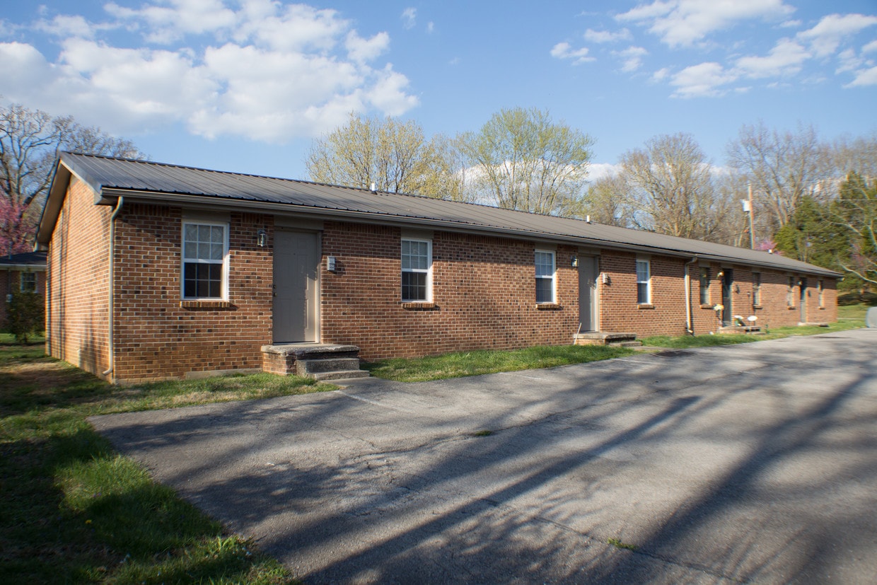 230 Denton Ave, Cookeville, TN 38501 Apartments in Cookeville, TN