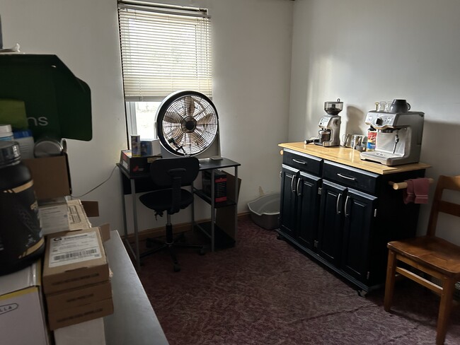 DINING ROOM - 513 4th St