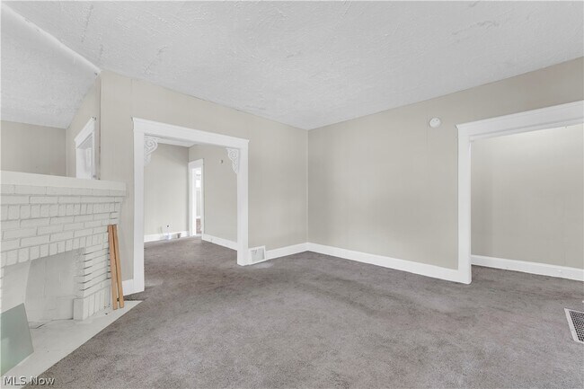 Building Photo - 12322 Fairport Ave