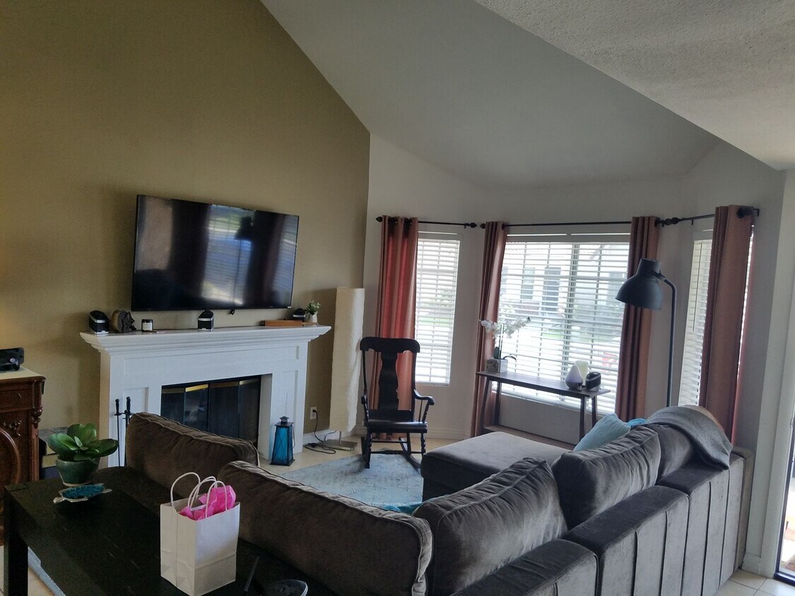 Primary Photo - 4 bedrooms