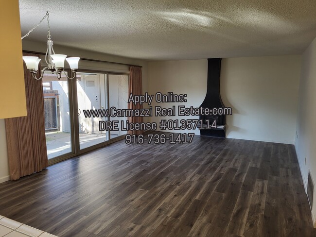 Foto del edificio - 6046 Vía Casitas