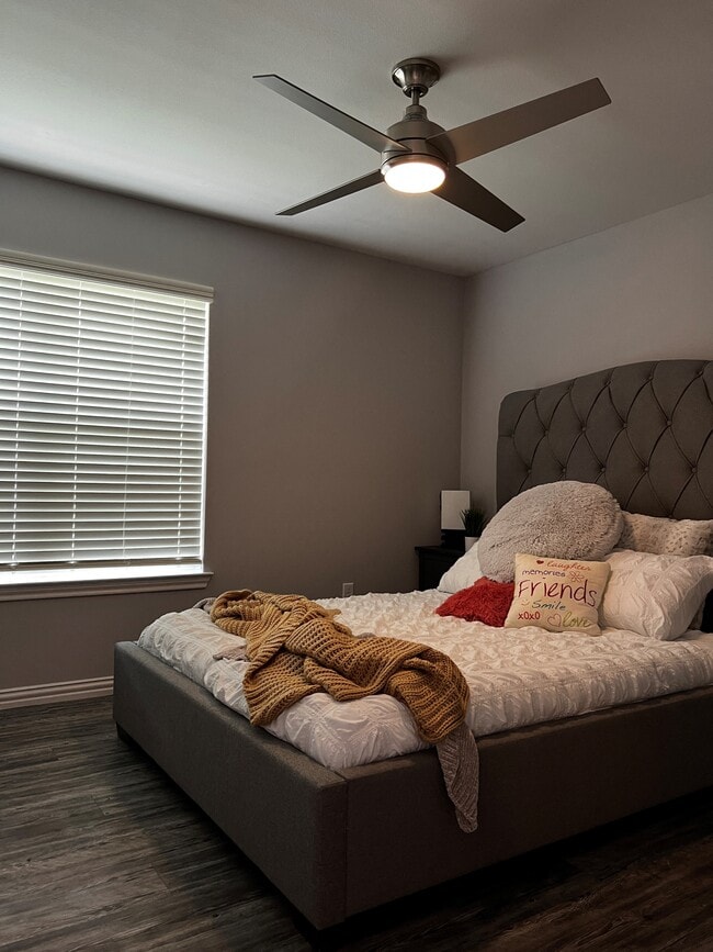 furnished bedroom - Sun and Sands