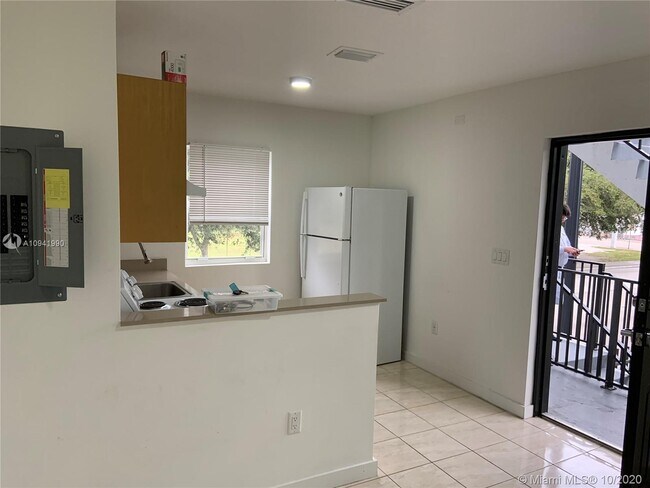 Building Photo - 1130 NW 62nd St