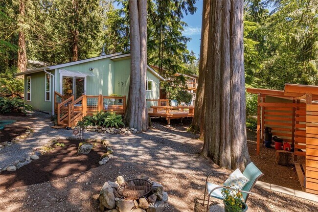Building Photo - 3036 Mink