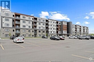 Building Photo - 2550 Sandwich W Pkwy