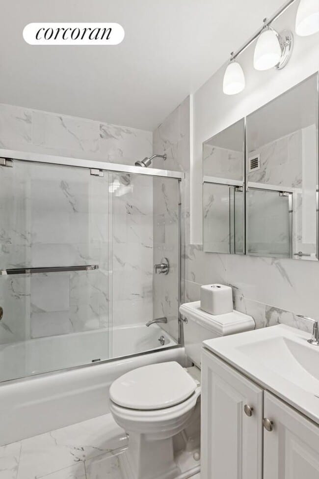 Foto del edificio - 301 E 79th St