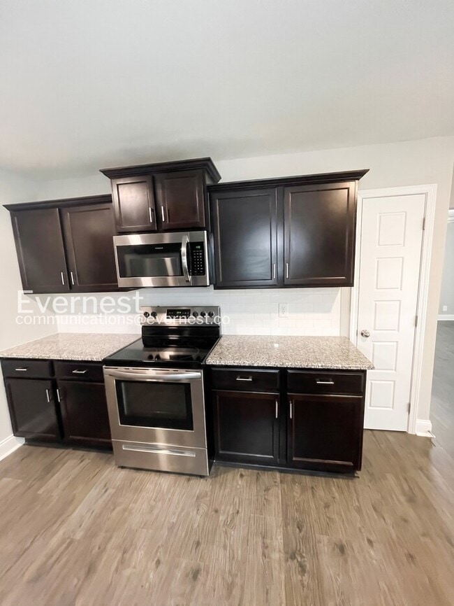 Building Photo - 222 Notgrass Rd