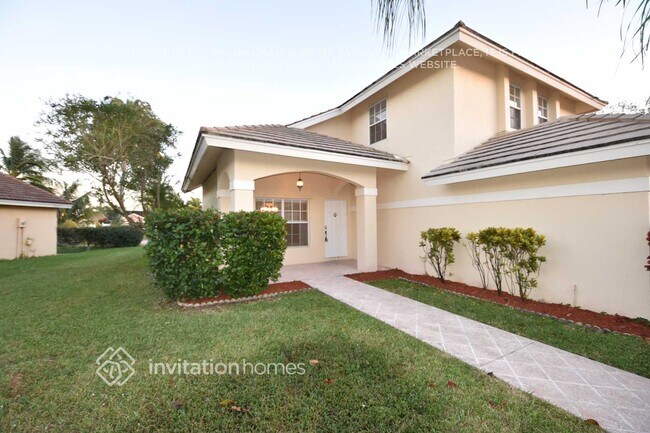 Foto del edificio - 8640 Rosalie Ct