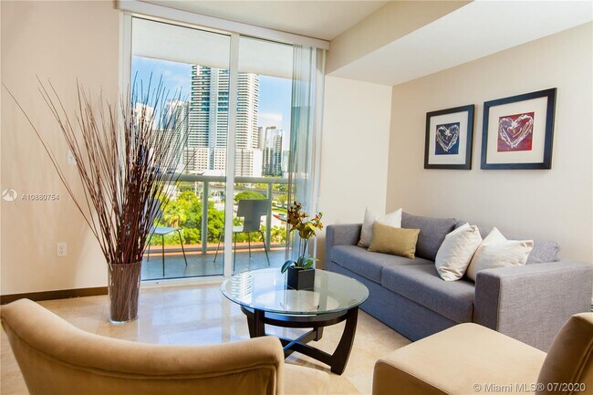 Foto del edificio - 1701 SW 2nd Ave