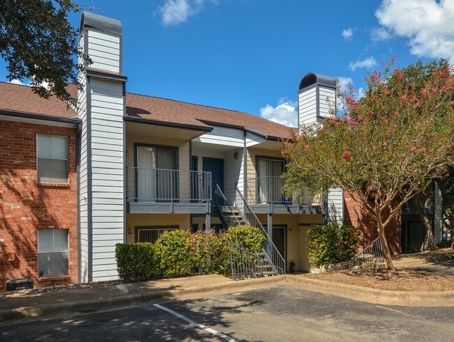 Building Photo - Centennial Place Apartments