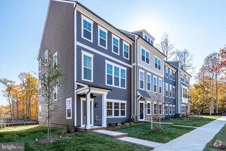 Building Photo - 1759 Autumn Maple Leaf Dr