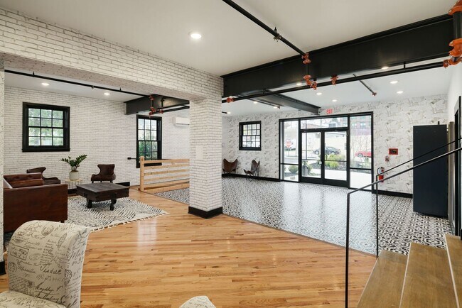 Foto del edificio - 2Bed/2Bath in heart of Phoenixville