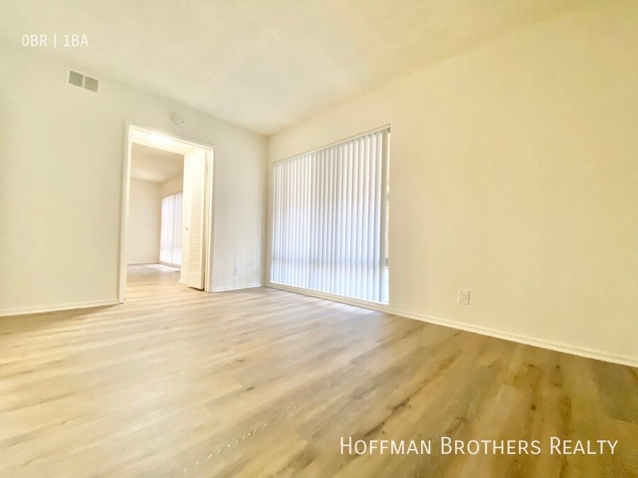 Foto principal - 1142 N Clark St