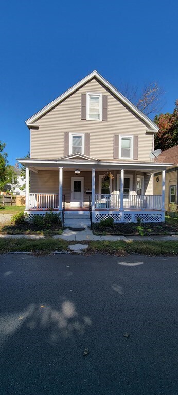 Primary Photo - 34 1/2 Russell Ave