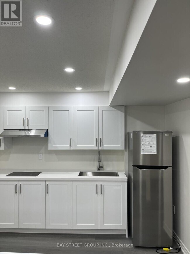 Photo du bâtiment - 50 Bernadino St