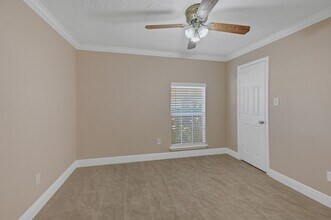 Building Photo - 2910 Norwich St