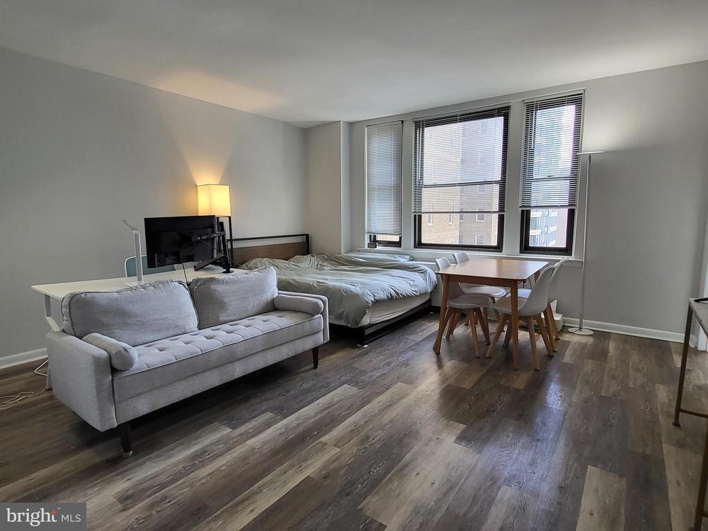 Foto principal - 135 S 19th St