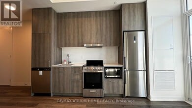 Building Photo - 195 Commerce St