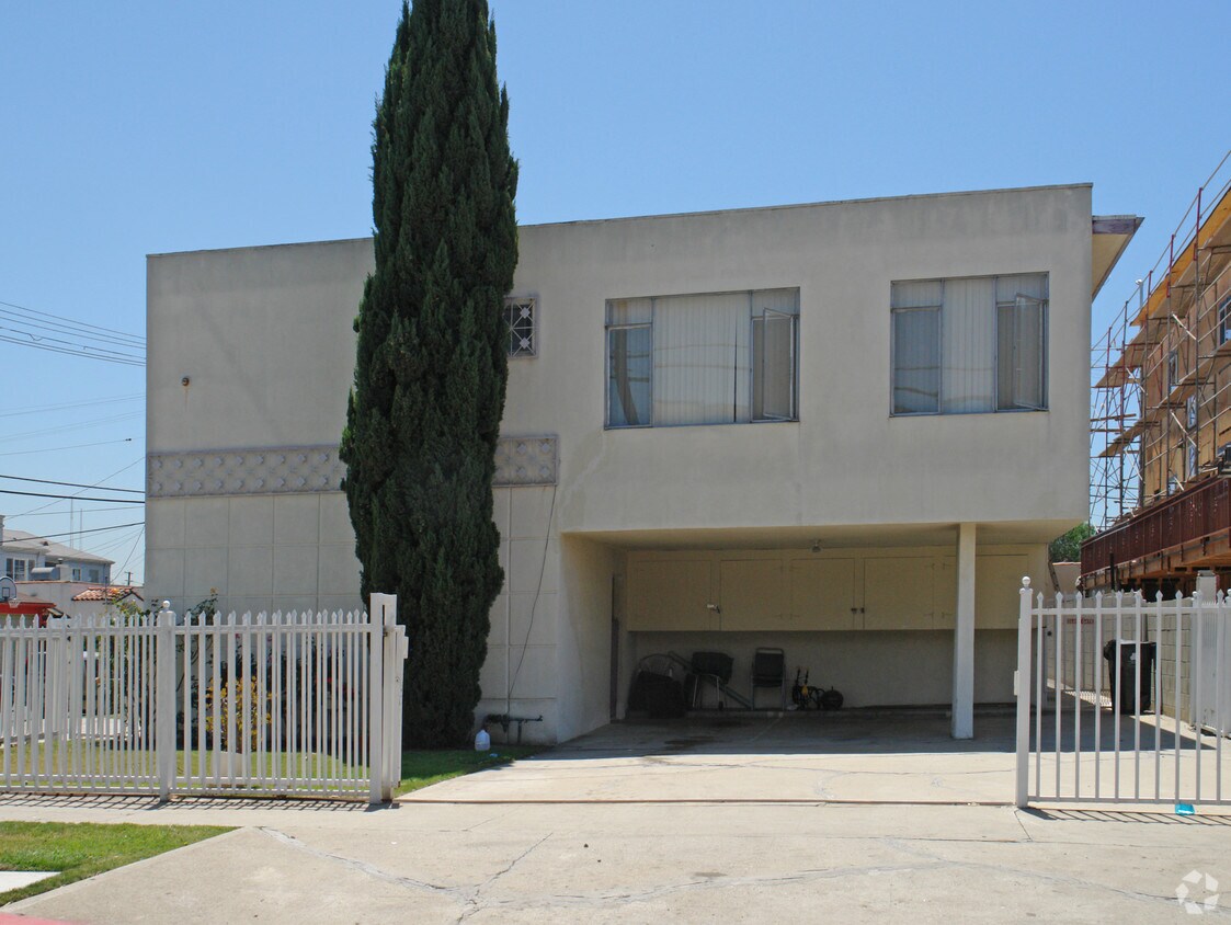 Building Photo - 1601 Alvira St