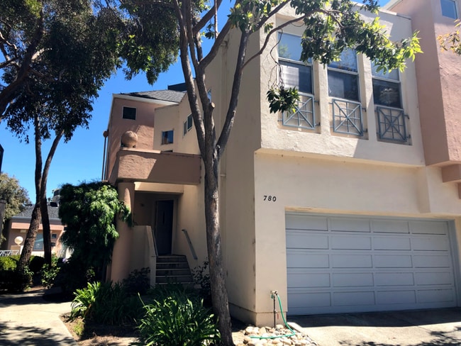 Building Photo - 780 Mediterranean Ln.