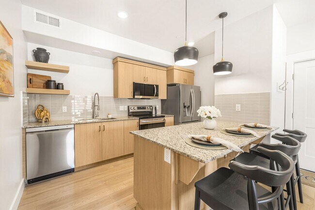 Foto del edificio - Lincoln Crossing Apartments Unit 1301