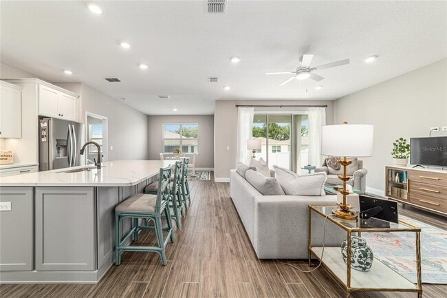 Building Photo - 7762 SW 59th St