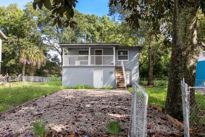 Foto principal - 2183 Morehouse Rd