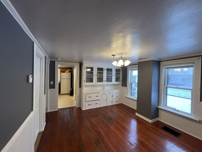 Building Photo - 353 Prospect Ave