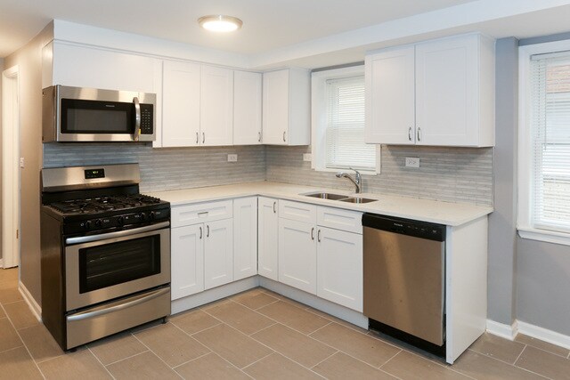 Foto del edificio - 2654 W Touhy Ave