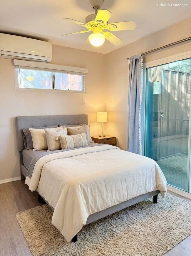 Foto del edificio - 1542 E Woodbury Rd