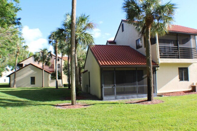 Building Photo - 10 Via de Casas Sur