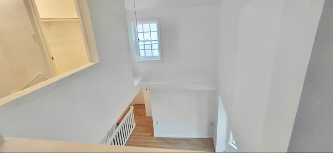 Foto del edificio - 301 Somerset St