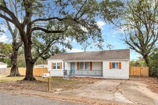 Building Photo - 112 Shell Rd Pl