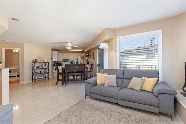Foto del edificio - 4380 Temecula St